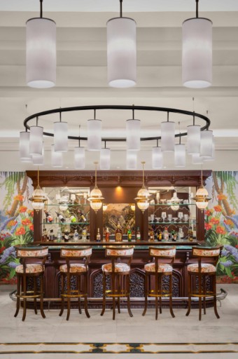 Lobby Bar at Tajview, Agra - IHCL SeleQtions Stylish lobby bar at Tajview, Agra - IHCL SeleQtions, a top bar in Taj Ganj.