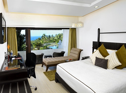 Discover SeleQtions - Gateway Varkala Discover SeleQtions at Gateway Varkala, showcasing elegant interiors and premium services in this 5-star hotel near Varkala beach.