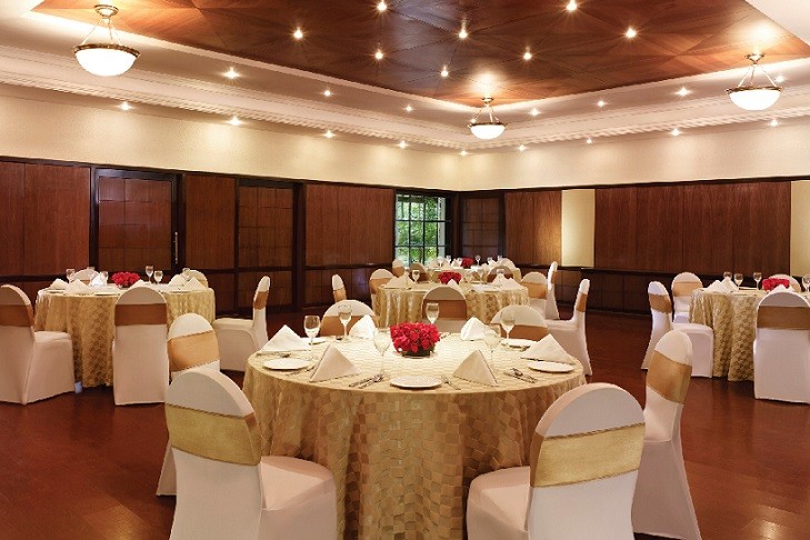Meeting Area at Gateway Chikmagalur Elegant meeting and celebration area at Gateway Chikmagalur, featuring stylish decor and ample space for events, making it an ideal banquet hall in Chikmagalur