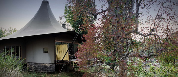 Cottages Stay - Banjaar Tola, A Taj Safari - Kanha National Park Cottages Stay in Kanha National Park at Banjaar Tola