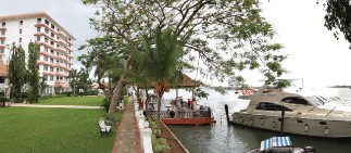 FaÃ§ade View of Taj Malabar Resort & Spa, Cochin