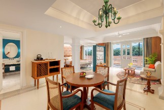 SeleQtions Suite - Pilibhit House alternate text for image
