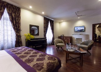 Deluxe Allure Hotel Suite at Ambassador, New Delhi-IHCL SeleQtions
